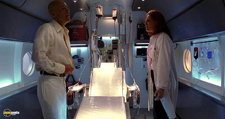 A still #72 from Smallville: Series 4 (2004)