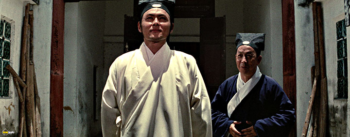 A still #37 from The Valiant Ones (1975)
