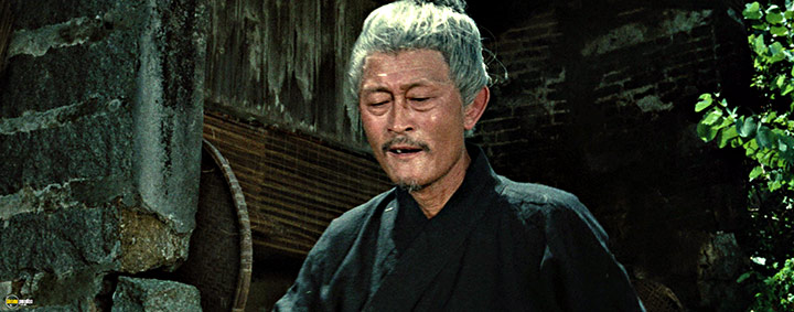 A still #5 from The Valiant Ones (1975)