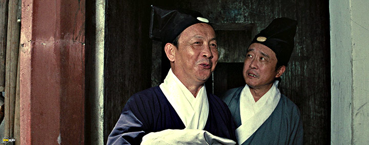 A still #43 from The Valiant Ones (1975)