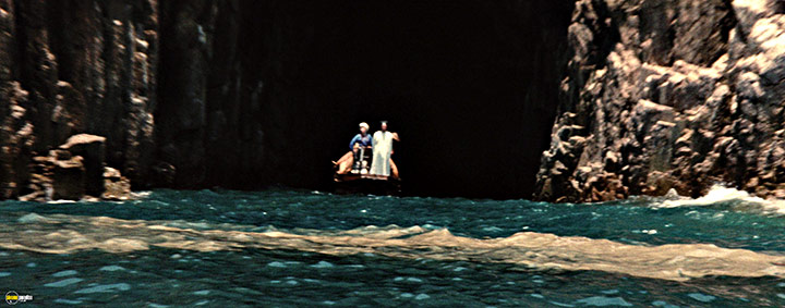 A still #46 from The Valiant Ones (1975)