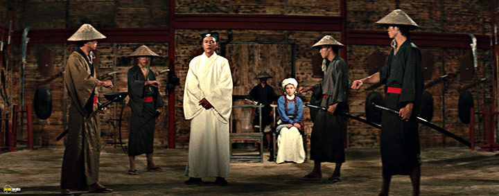 A still #56 from The Valiant Ones (1975)