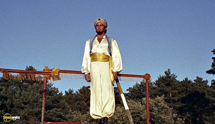 A still #12 from The 3 Worlds of Gulliver (1960)