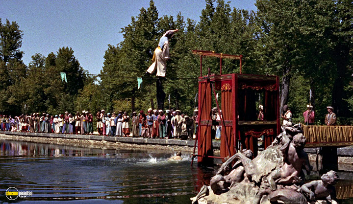 A still #31 from The 3 Worlds of Gulliver (1960)