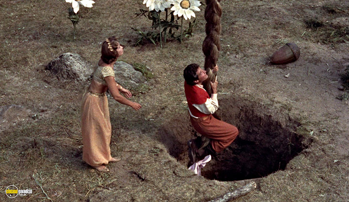 A still #41 from The 3 Worlds of Gulliver (1960)