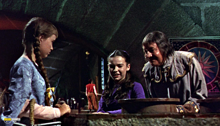 A still #61 from The 3 Worlds of Gulliver (1960)