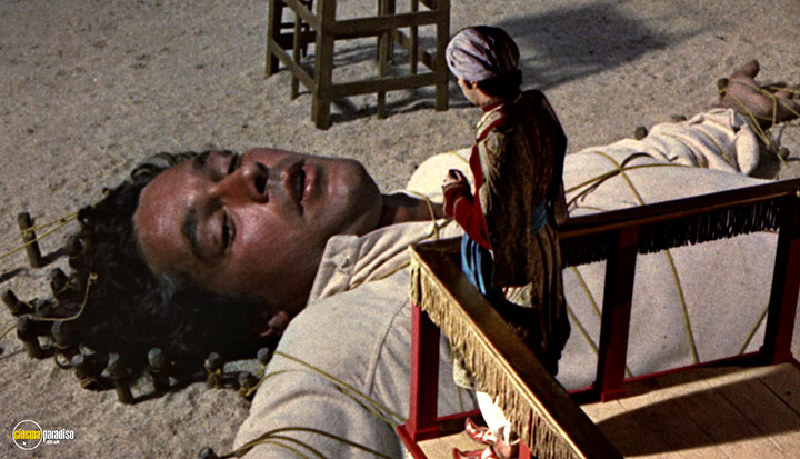 A still #73 from The 3 Worlds of Gulliver (1960)