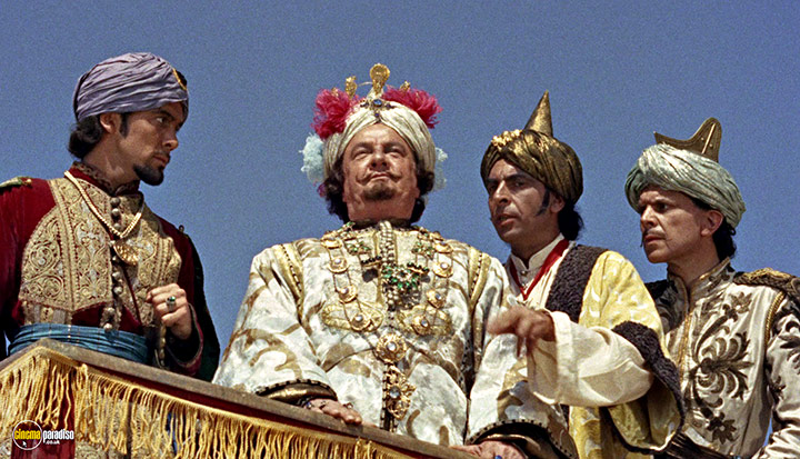 A still #75 from The 3 Worlds of Gulliver (1960)