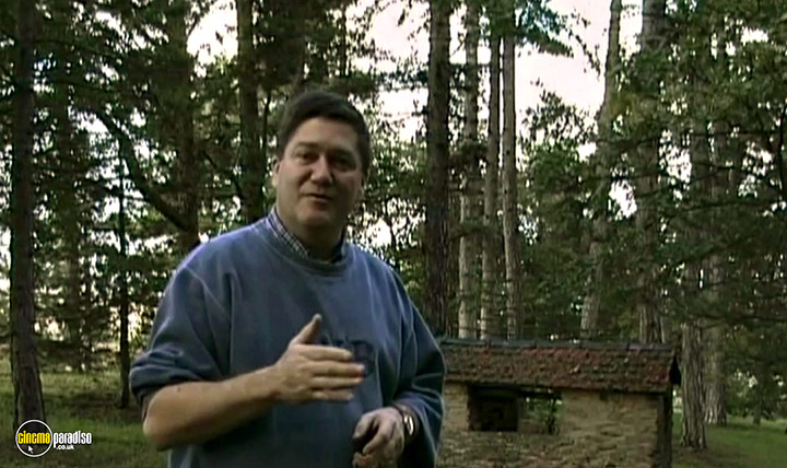 A still #33 from The Gleaners and I (2000)