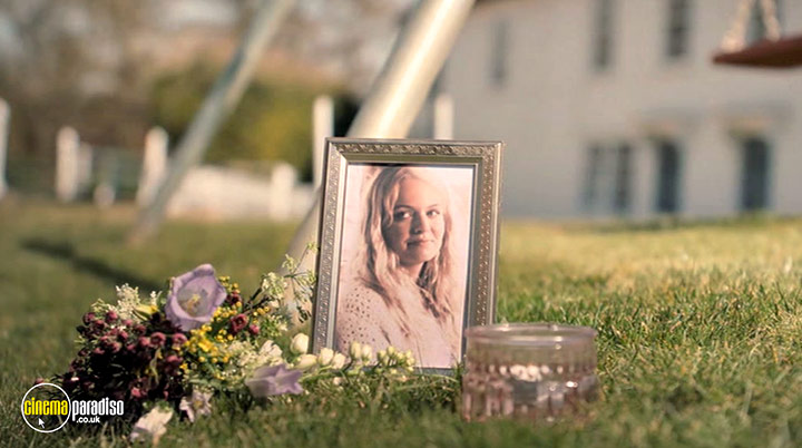 A still #28 from Queens of Mystery: Series 2 (2022)