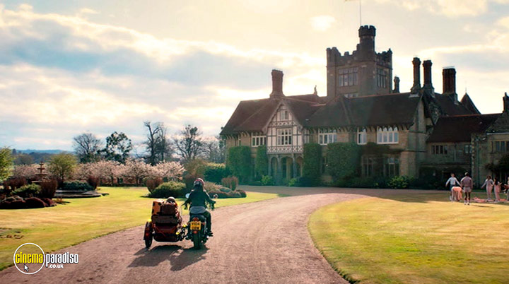 A still #47 from Queens of Mystery: Series 2 (2022)