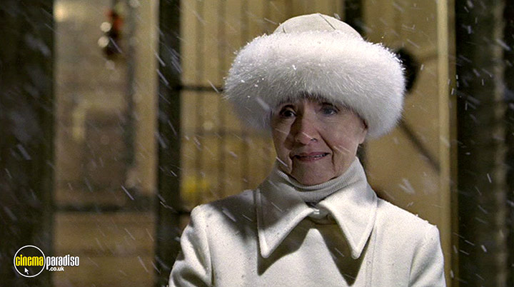 A still #7 from The Wool Cap (2004)