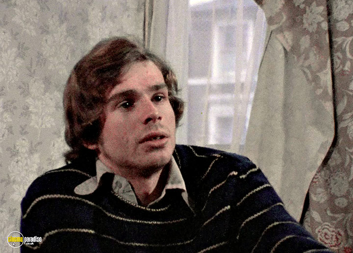 A still #43 from 28 Up (1984)