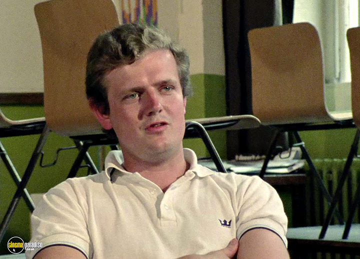 A still #60 from 28 Up (1984)