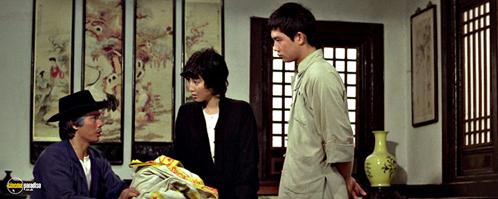 A still #17 from The Shadow Boxing (1979)