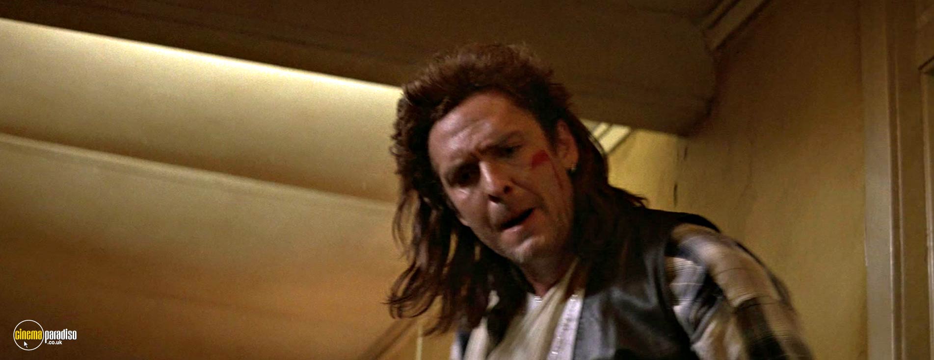 A still from The Getaway (1994) 