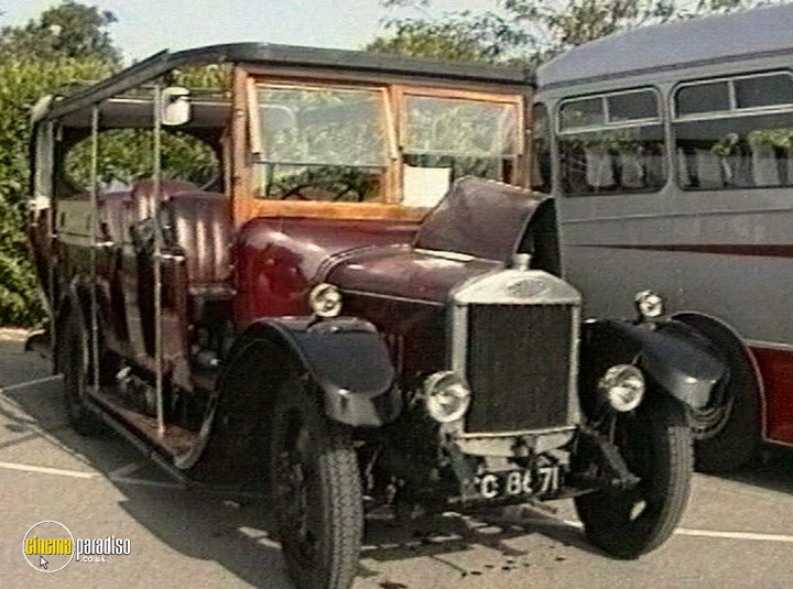 A still #1 from Classic Commercial Vehicles on Show: Vol.3 (2004)