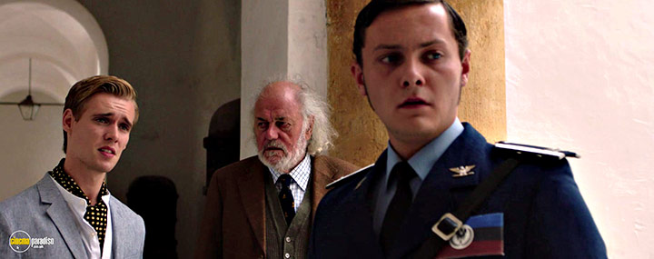 A still #53 from A Midsummer Night's Dream (2022)