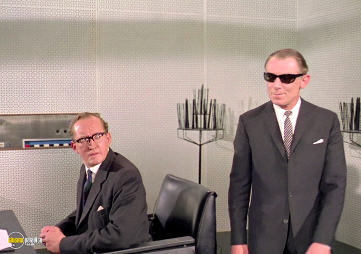 A still #31 from The Avengers: Series 5 (1967)