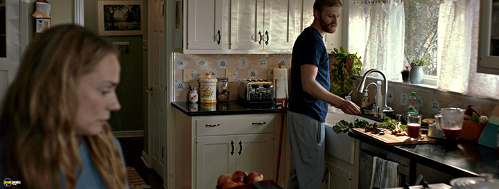 A still #7 from Night Swim (2024)