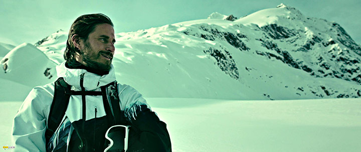 A still #28 from Point Break (2015)