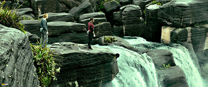 A still #51 from Point Break (2015)
