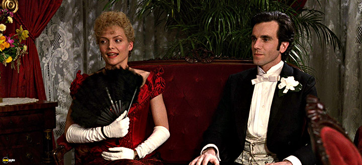 A still #56 from The Age of Innocence (1993)
