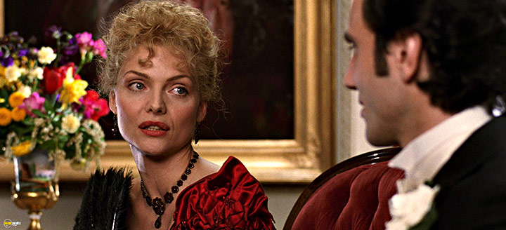 A still #15 from The Age of Innocence (1993)