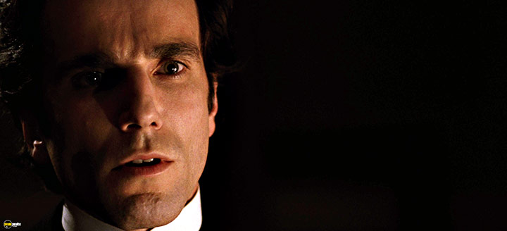 A still #64 from The Age of Innocence (1993)