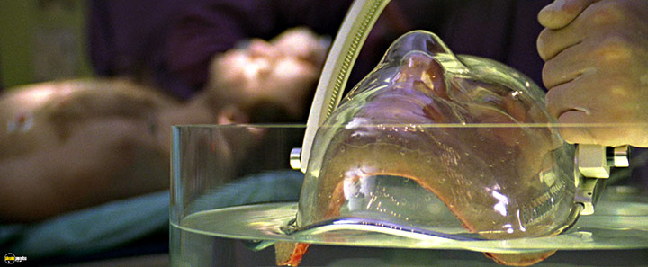 A still #77 from Face/Off (1997)