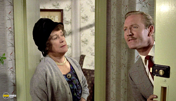 A still #22 from The Fast Lady (1962)