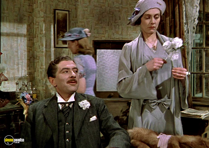 A still #43 from This Happy Breed (1944)