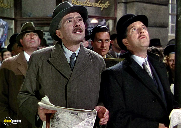 A still #63 from This Happy Breed (1944)