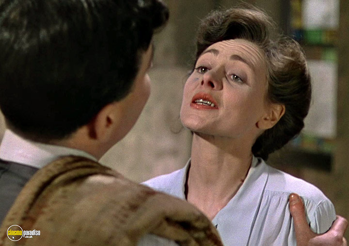 A still #71 from This Happy Breed (1944)