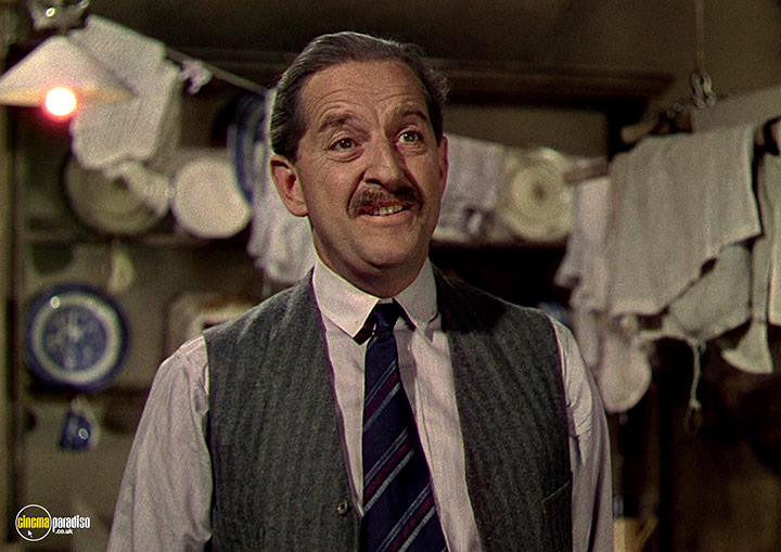 A still #55 from This Happy Breed (1944)