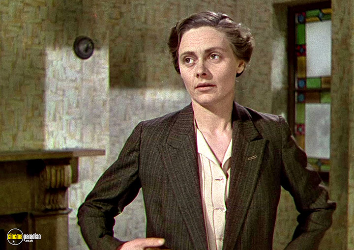 A still #81 from This Happy Breed (1944)