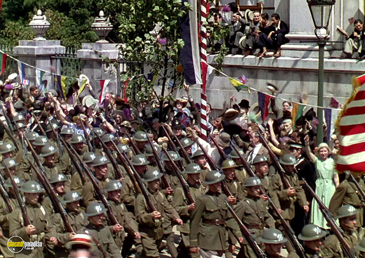 A still #98 from This Happy Breed (1944)