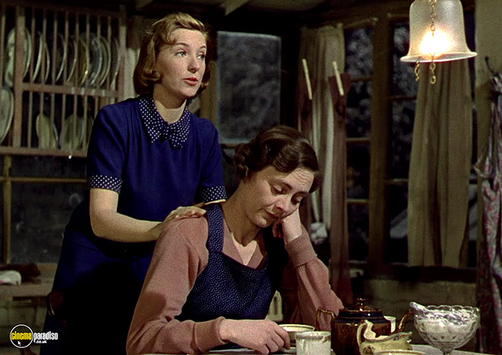 A still #80 from This Happy Breed (1944)