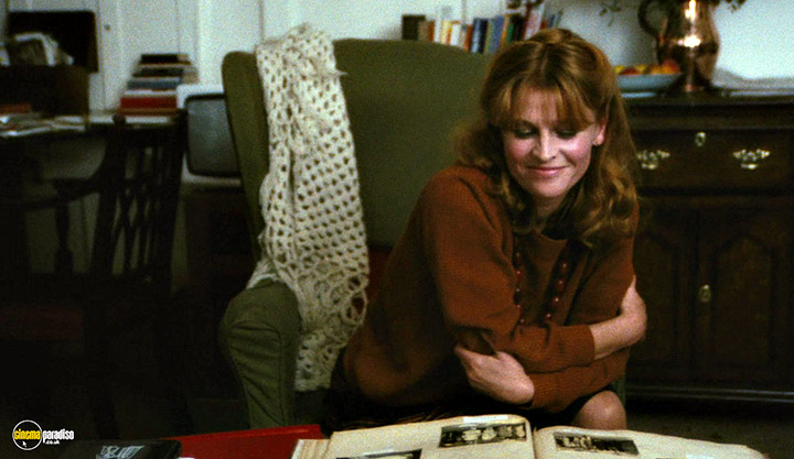 A still #43 from Heat and Dust (1983)