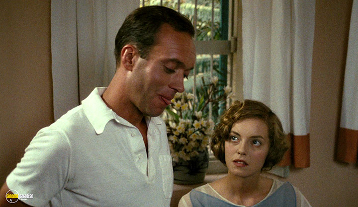 A still #67 from Heat and Dust (1983)