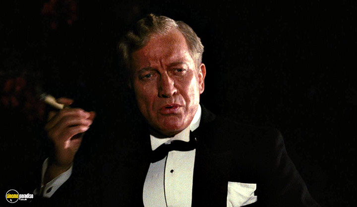 A still #91 from Heat and Dust (1983)