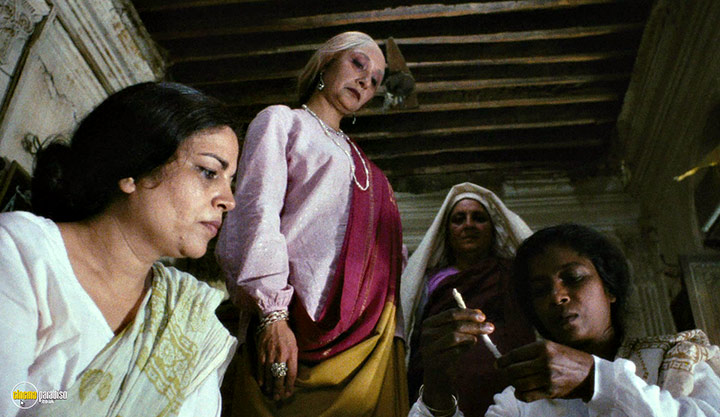A still #96 from Heat and Dust (1983)