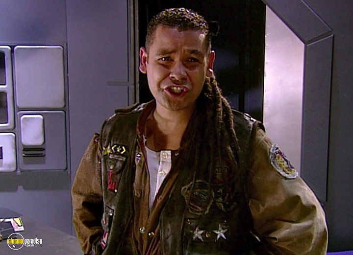 A still #40 from Red Dwarf: Series 8 (1999)