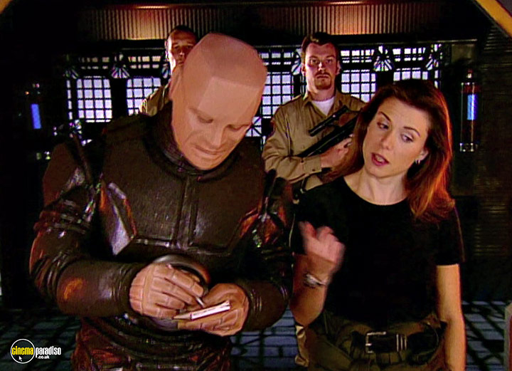 A still #49 from Red Dwarf: Series 8 (1999)