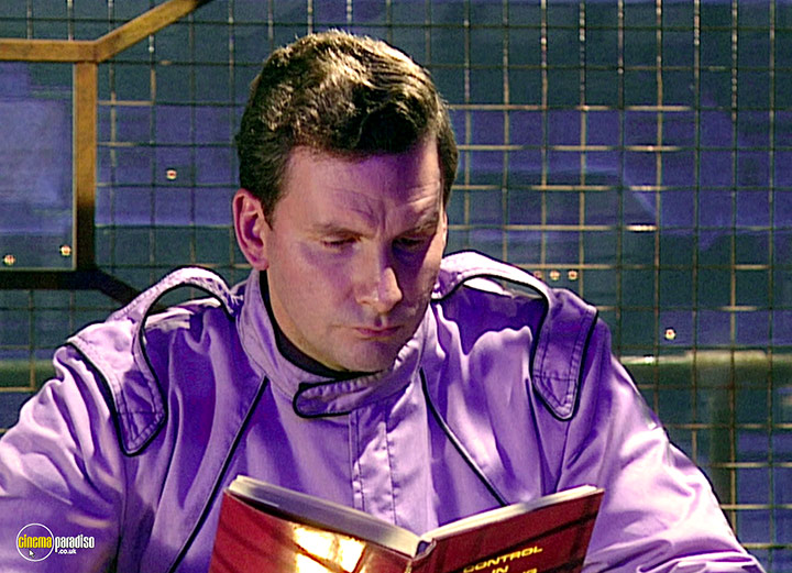 A still #57 from Red Dwarf: Series 8 (1999)