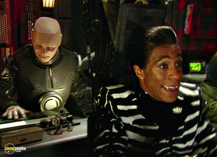 A still #74 from Red Dwarf: Series 8 (1999)