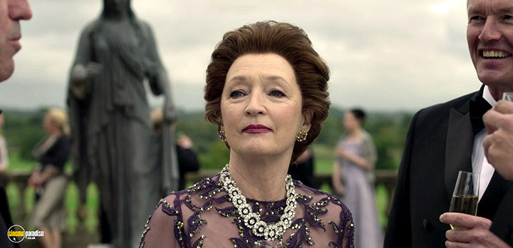 A still #4 from The Crown: Series 6 (2023)