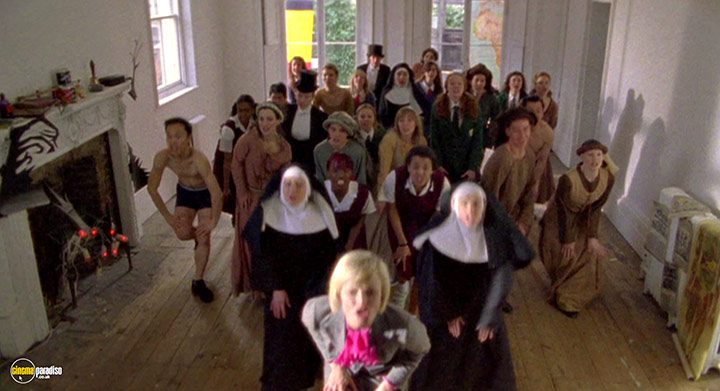 A still #33 from The Madness of the Dance (2006)