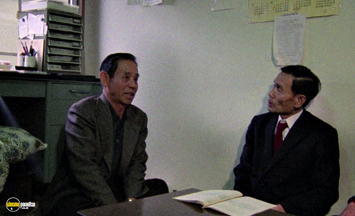 A still #32 from The Emperor's Naked Army Marches On (1987)