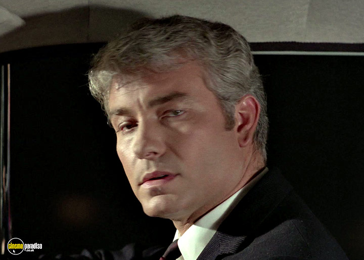 A still #8 from Man in a Suitcase: Series (1968)